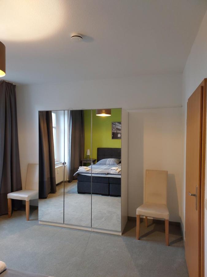 Apartment Jo แอร์ฟวร์ท ภายนอก รูปภาพ